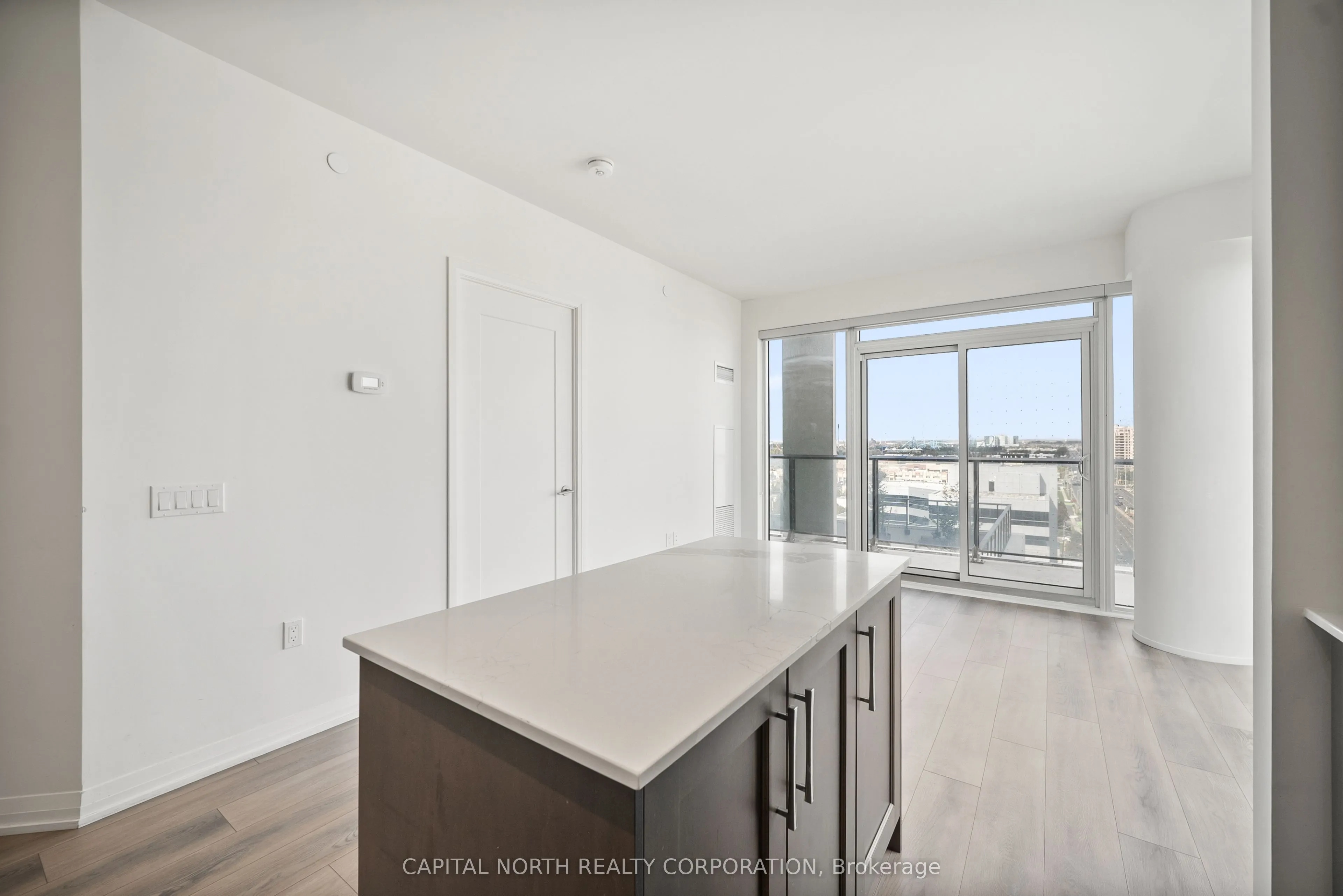 9000 Jane Street, #911