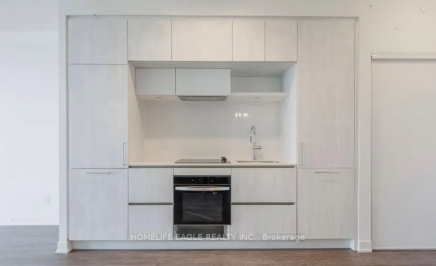 6 David Eyer Road, #314