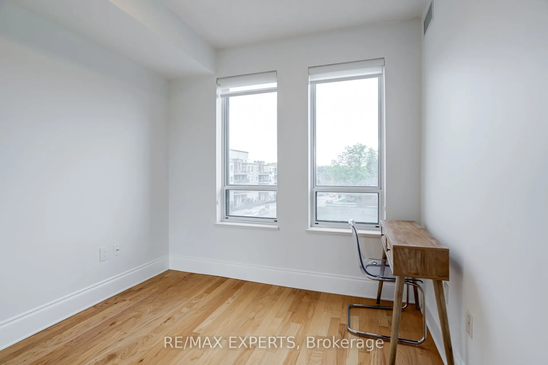 53 Woodbridge Avenue N, #408