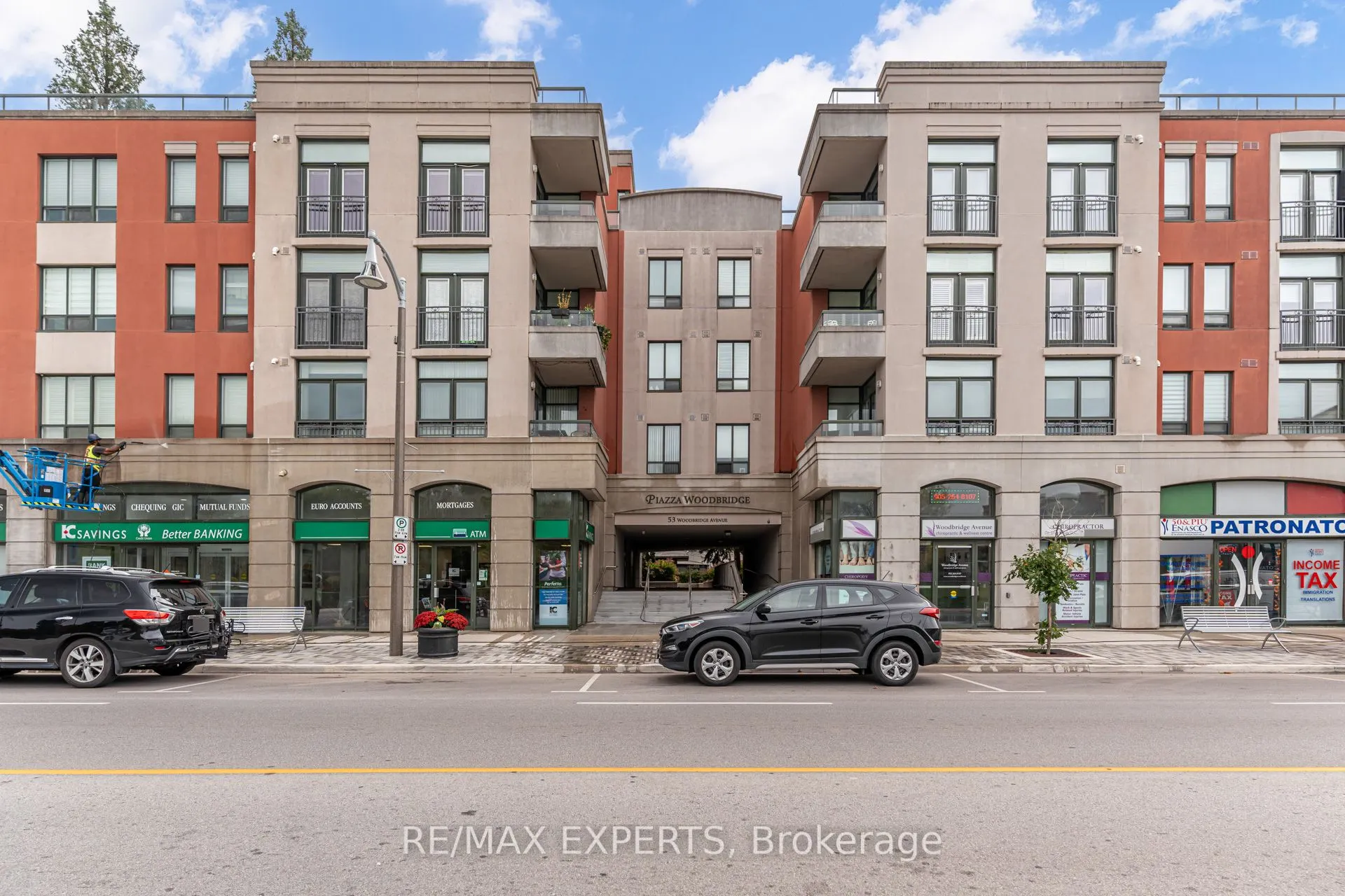 53 Woodbridge Avenue N, #408