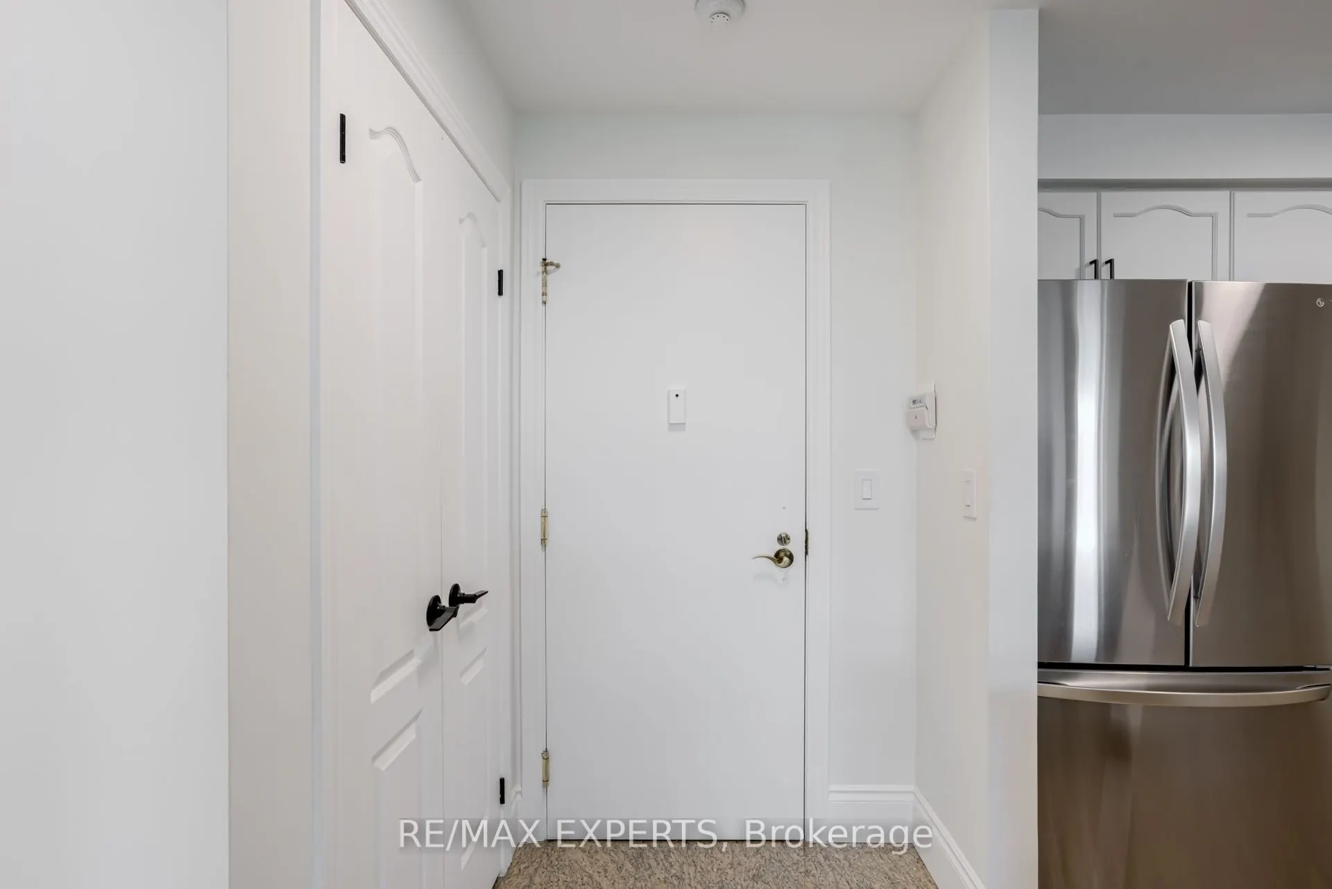 53 Woodbridge Avenue N, #408