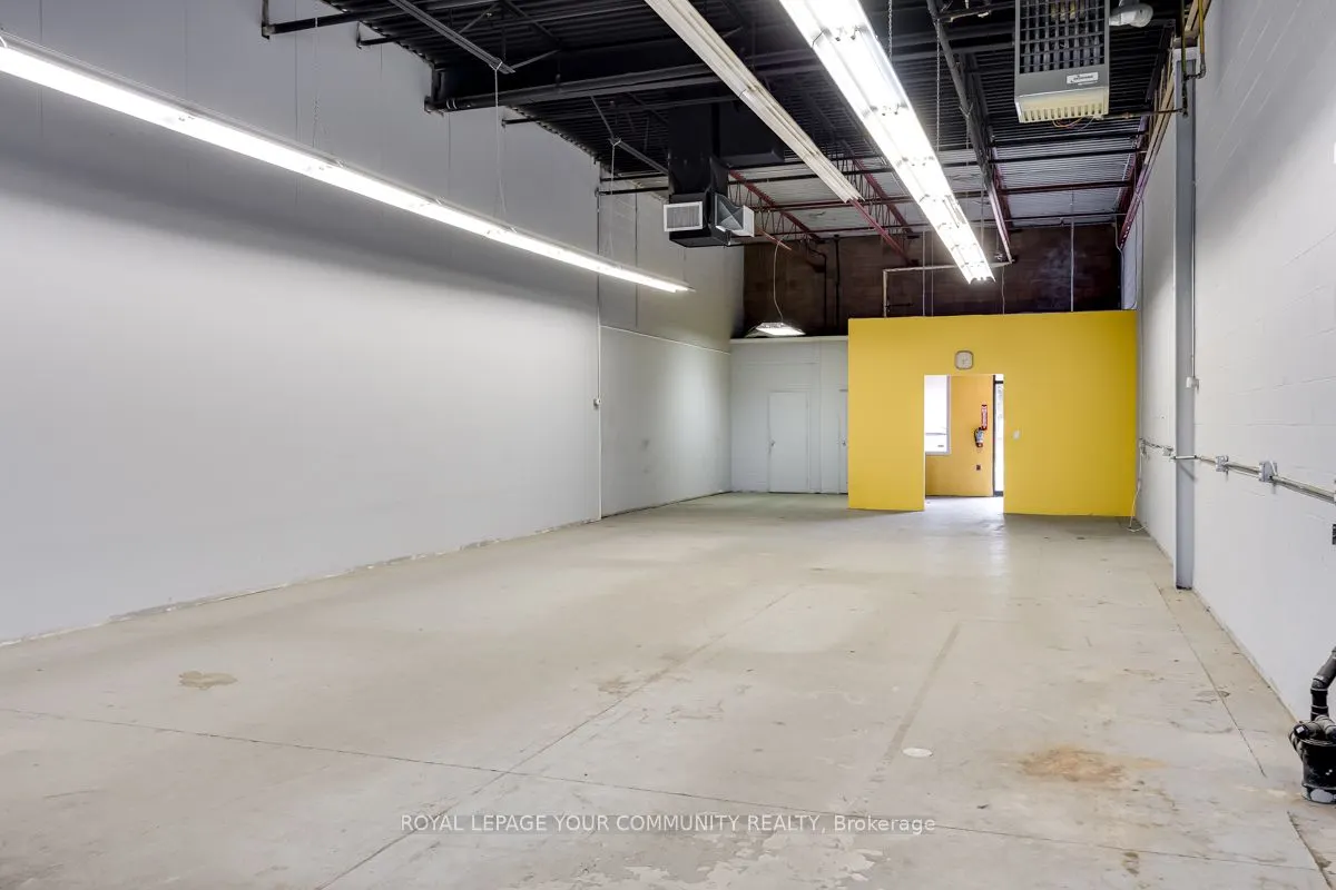 255 Industrial Parkway S, #4
