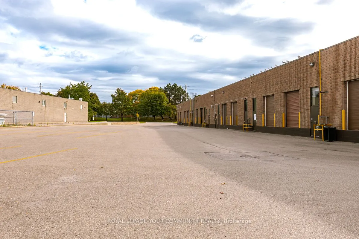 255 Industrial Parkway S, #4