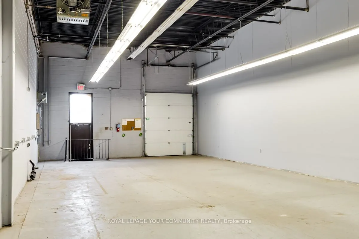 255 Industrial Parkway S, #4