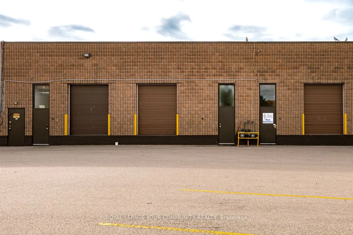255 Industrial Parkway S, #4