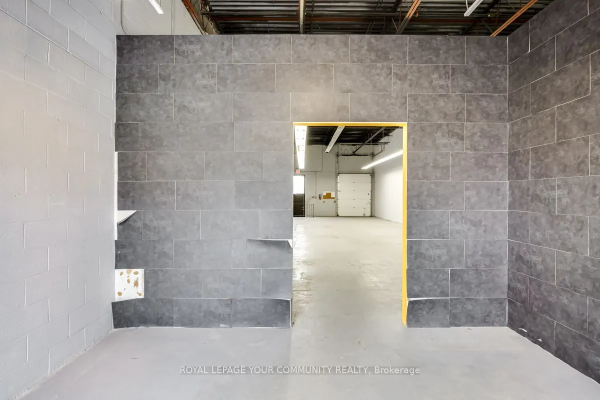 255 Industrial Parkway S, #4