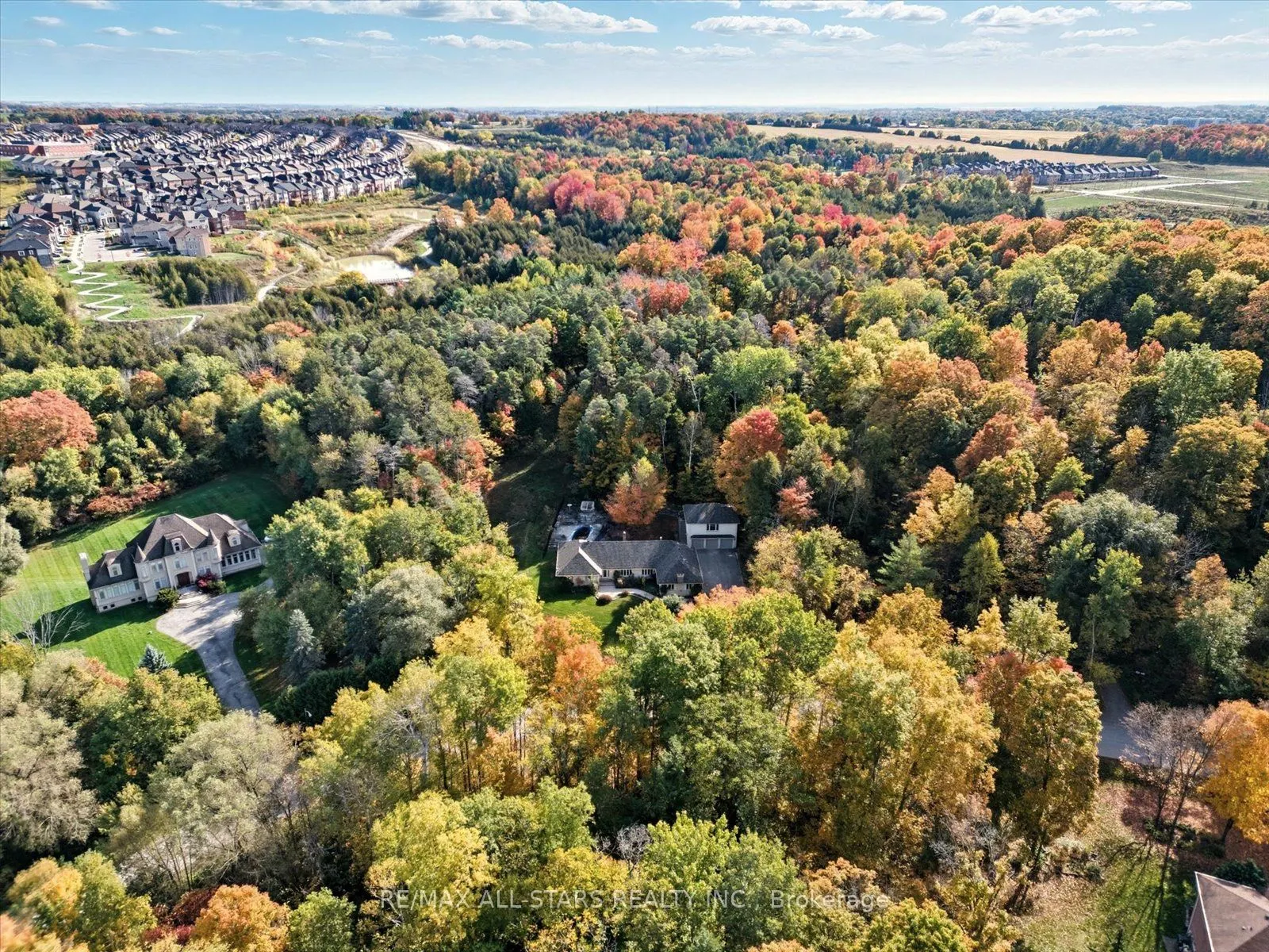 40 Algonquin Forest Drive