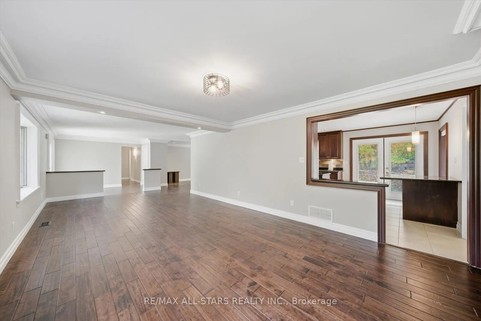 40 Algonquin Forest Drive