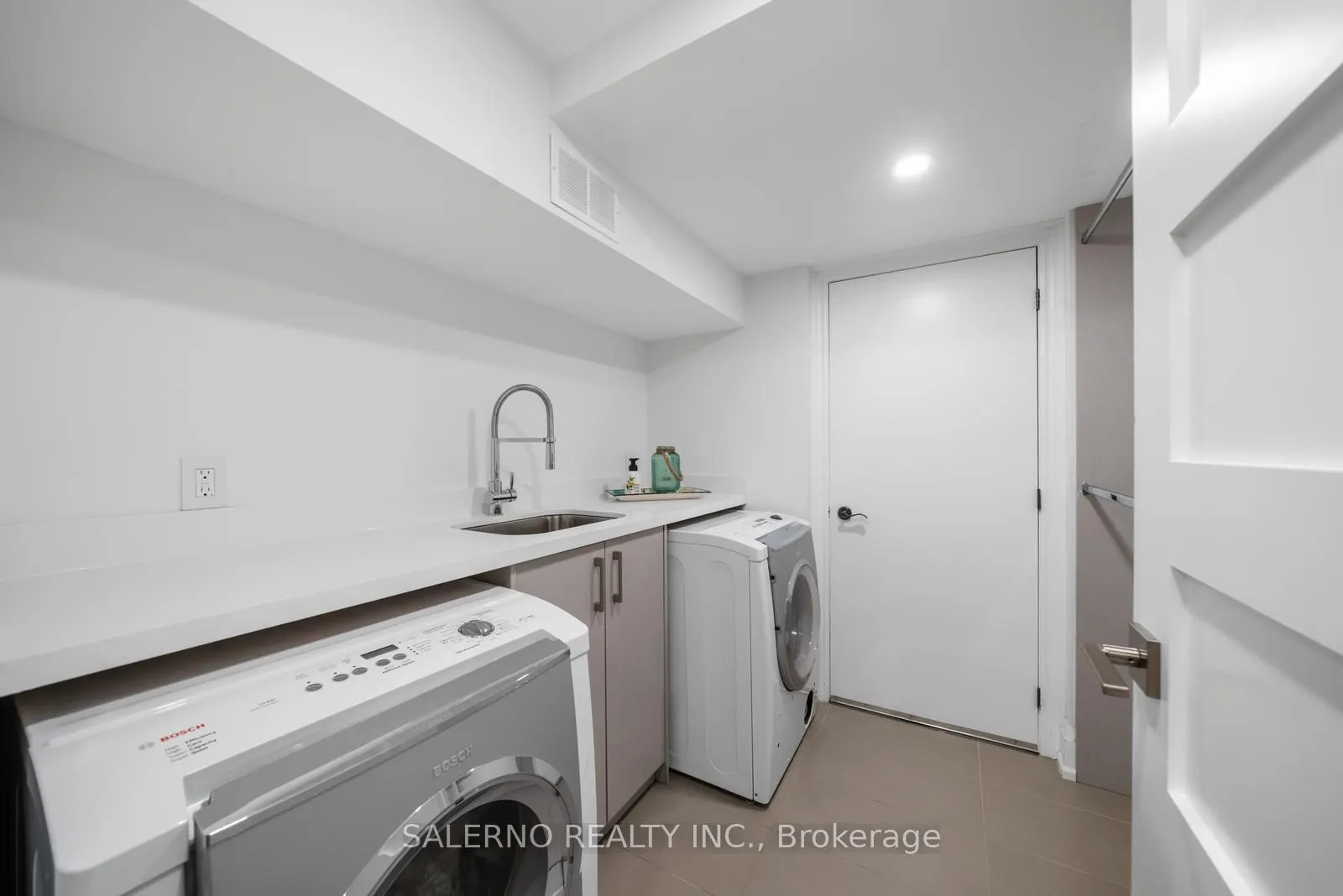 6 Filippazzo Road
