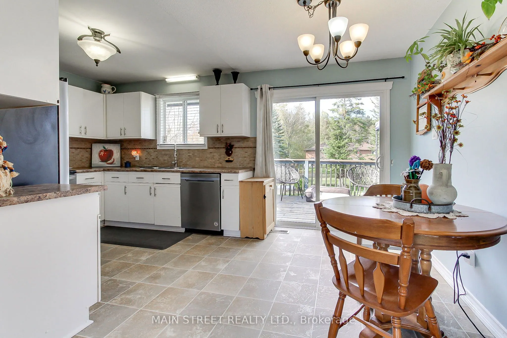 32 Beaverdale Crescent