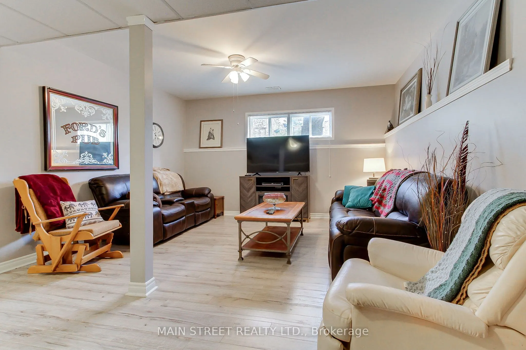 32 Beaverdale Crescent