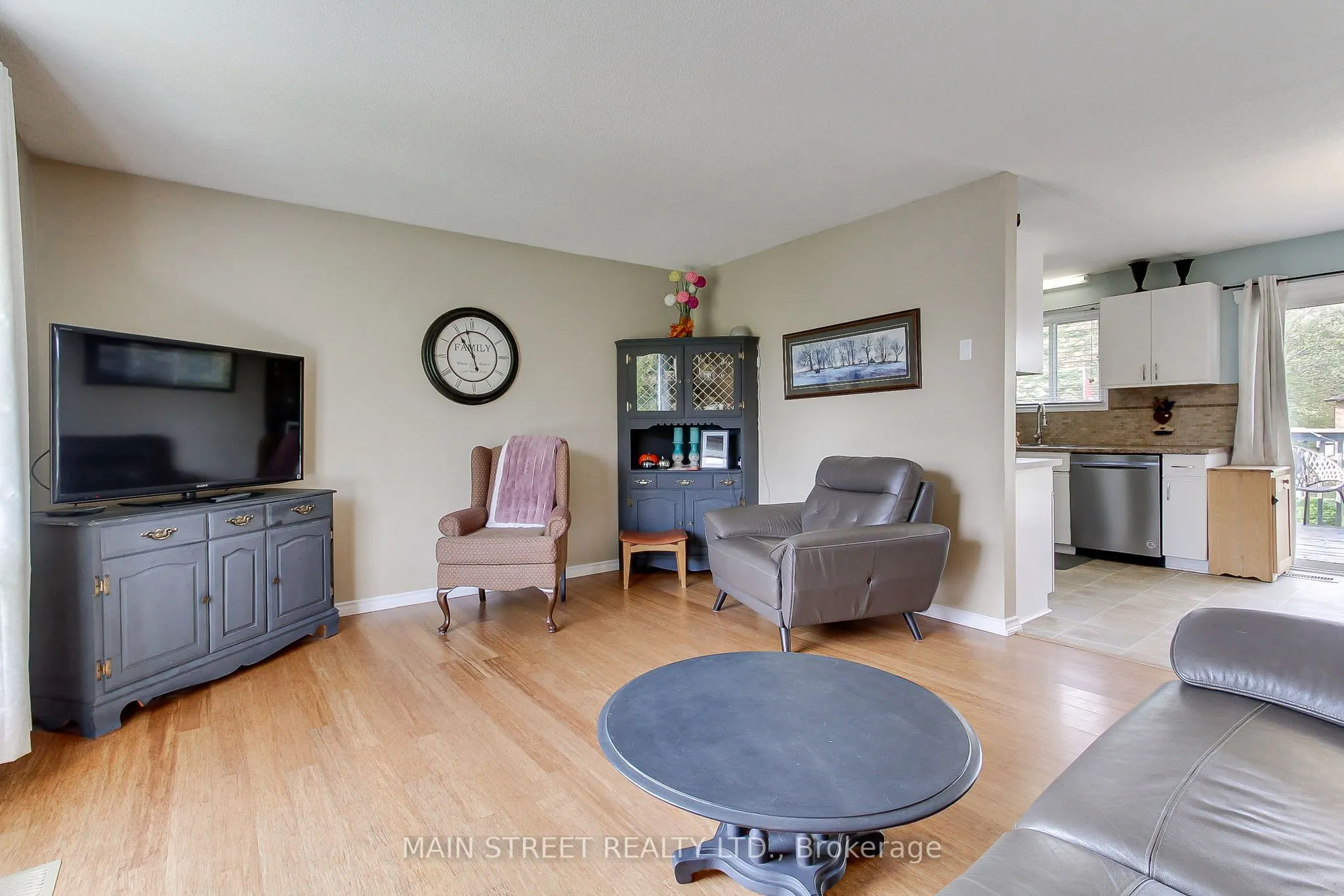 32 Beaverdale Crescent