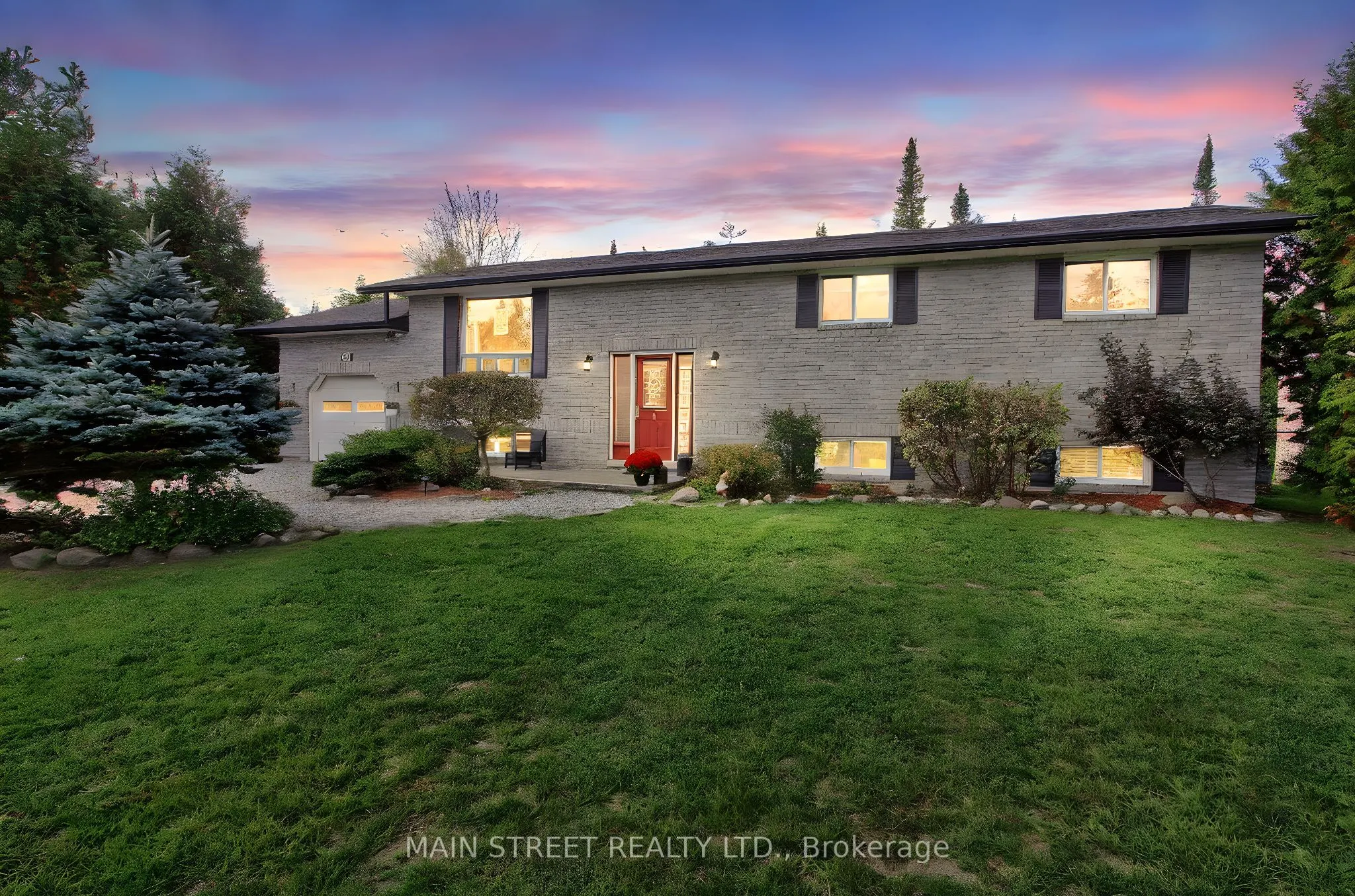 32 Beaverdale Crescent