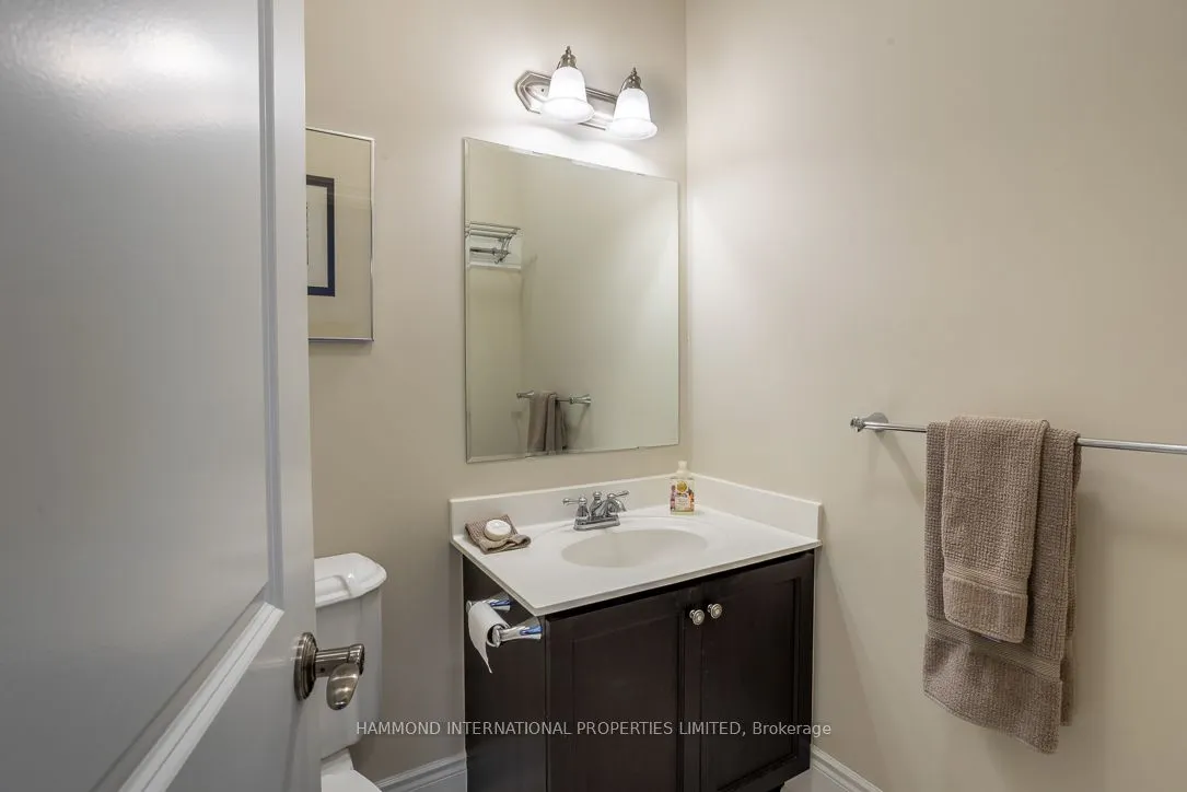 203 Hunterwood Chase
