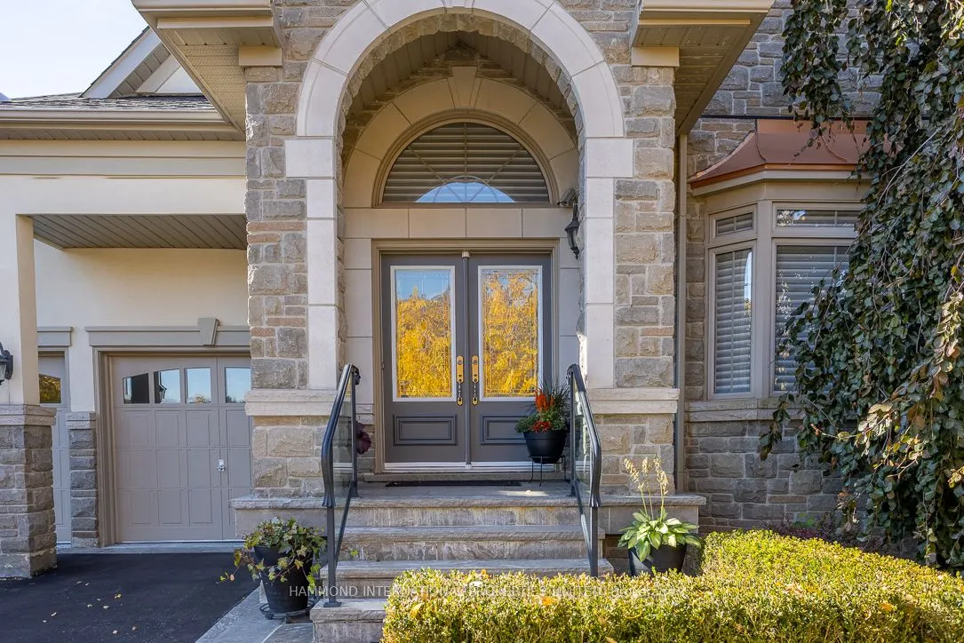 203 Hunterwood Chase