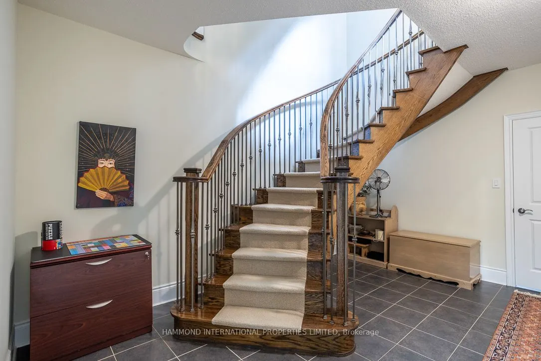 203 Hunterwood Chase