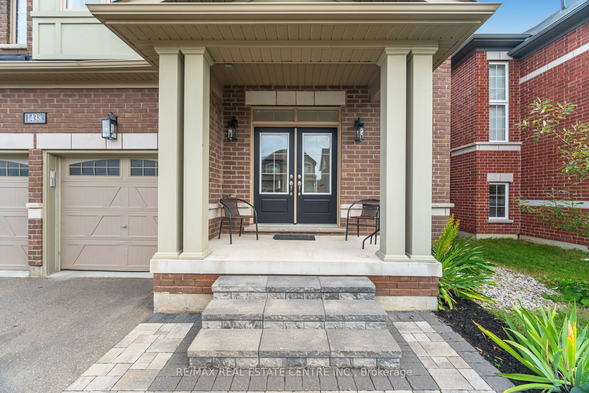 1438 McRoberts Crescent
