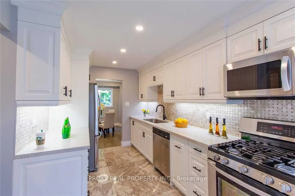 126 Kersey Crescent