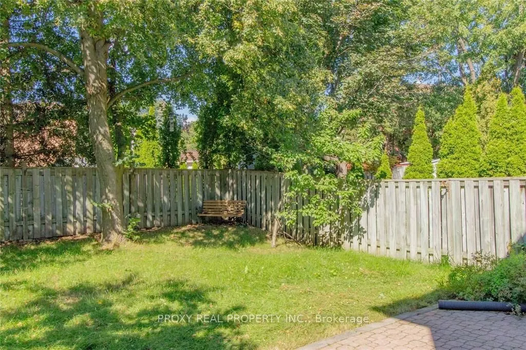 126 Kersey Crescent
