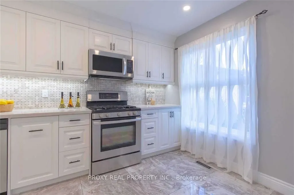 126 Kersey Crescent