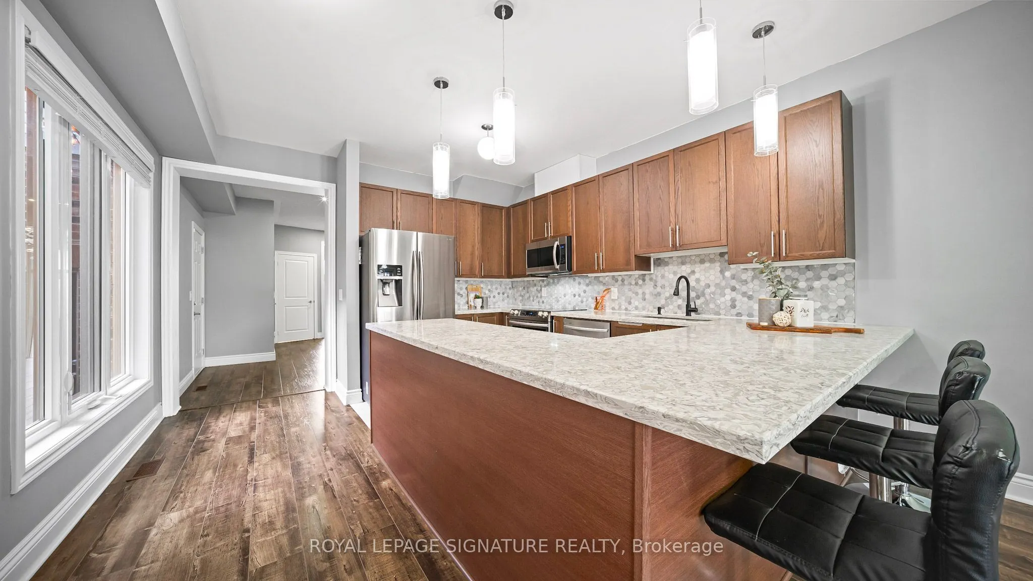 65 Kingsmere Crescent