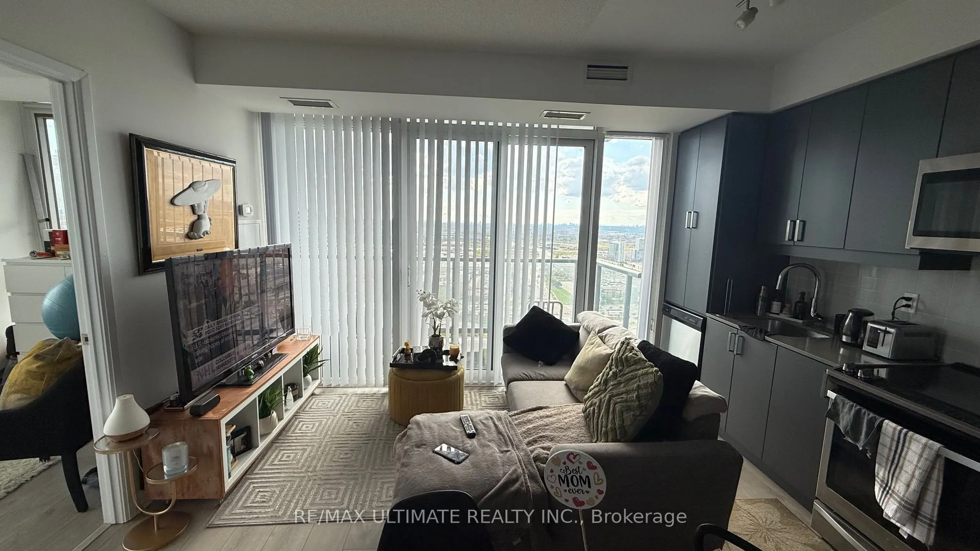 7895 Jane Street, #3304
