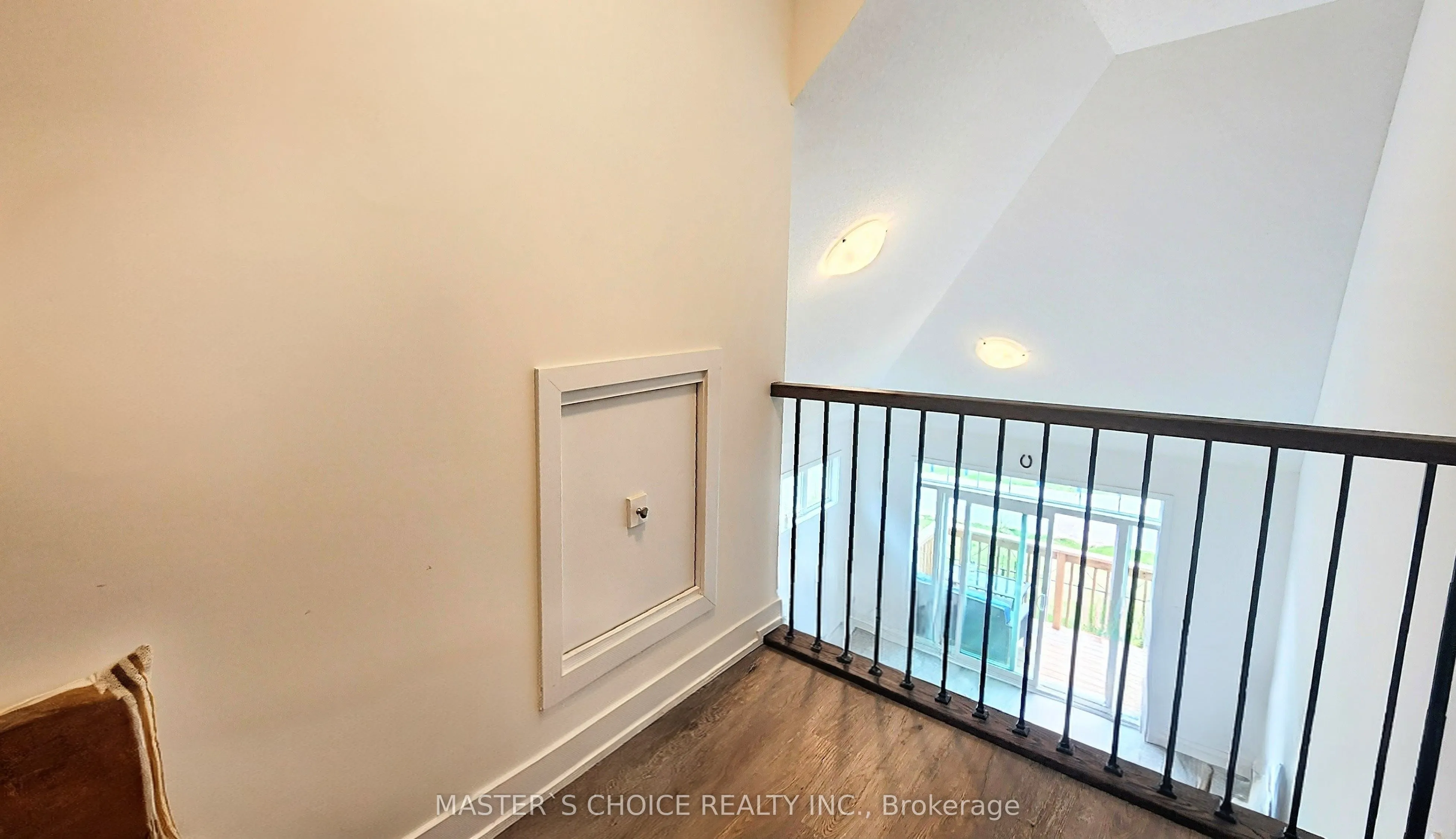 92 Lyall Stokes Circle