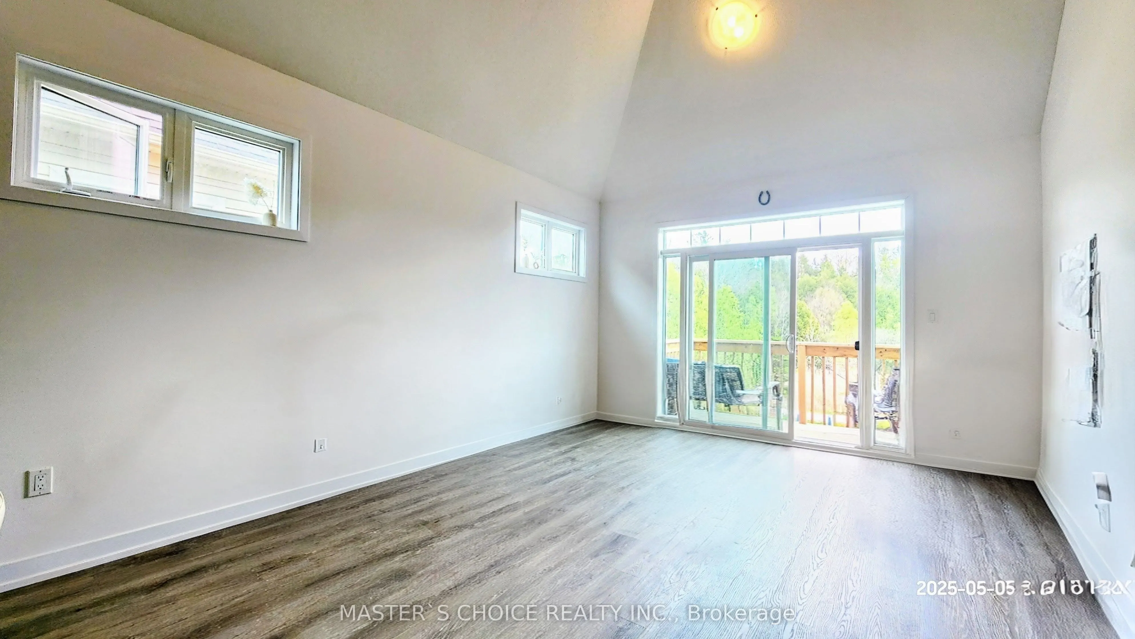92 Lyall Stokes Circle