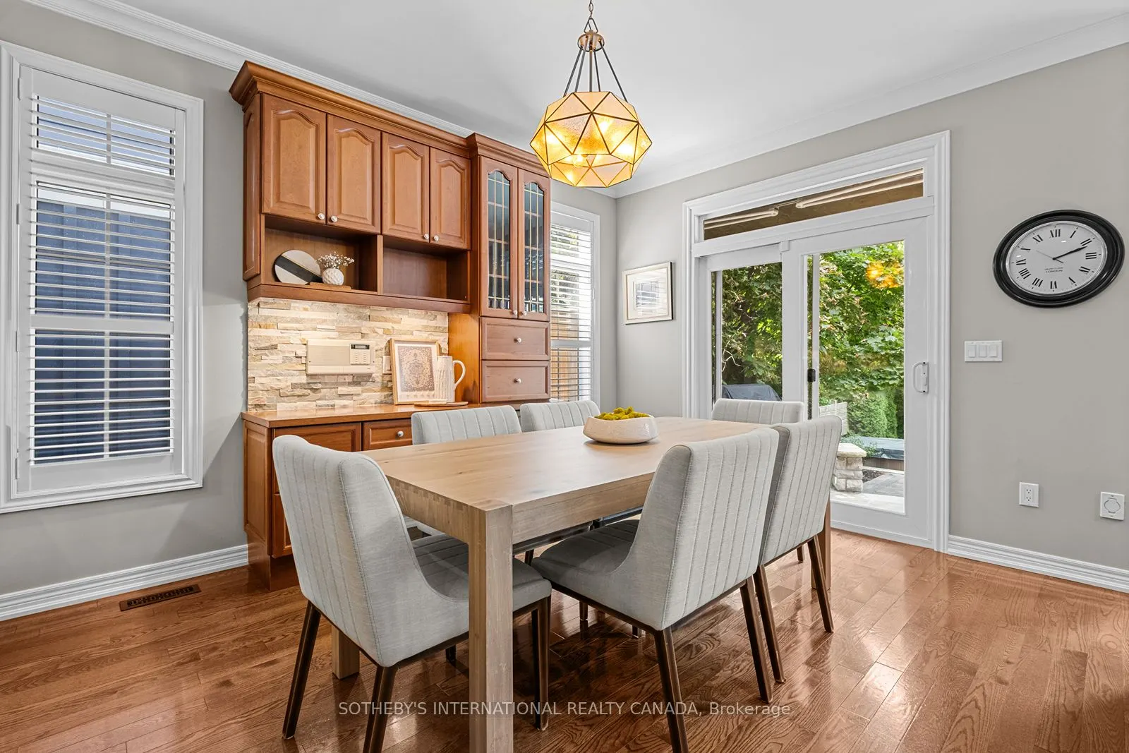 8 Harper Hill Road