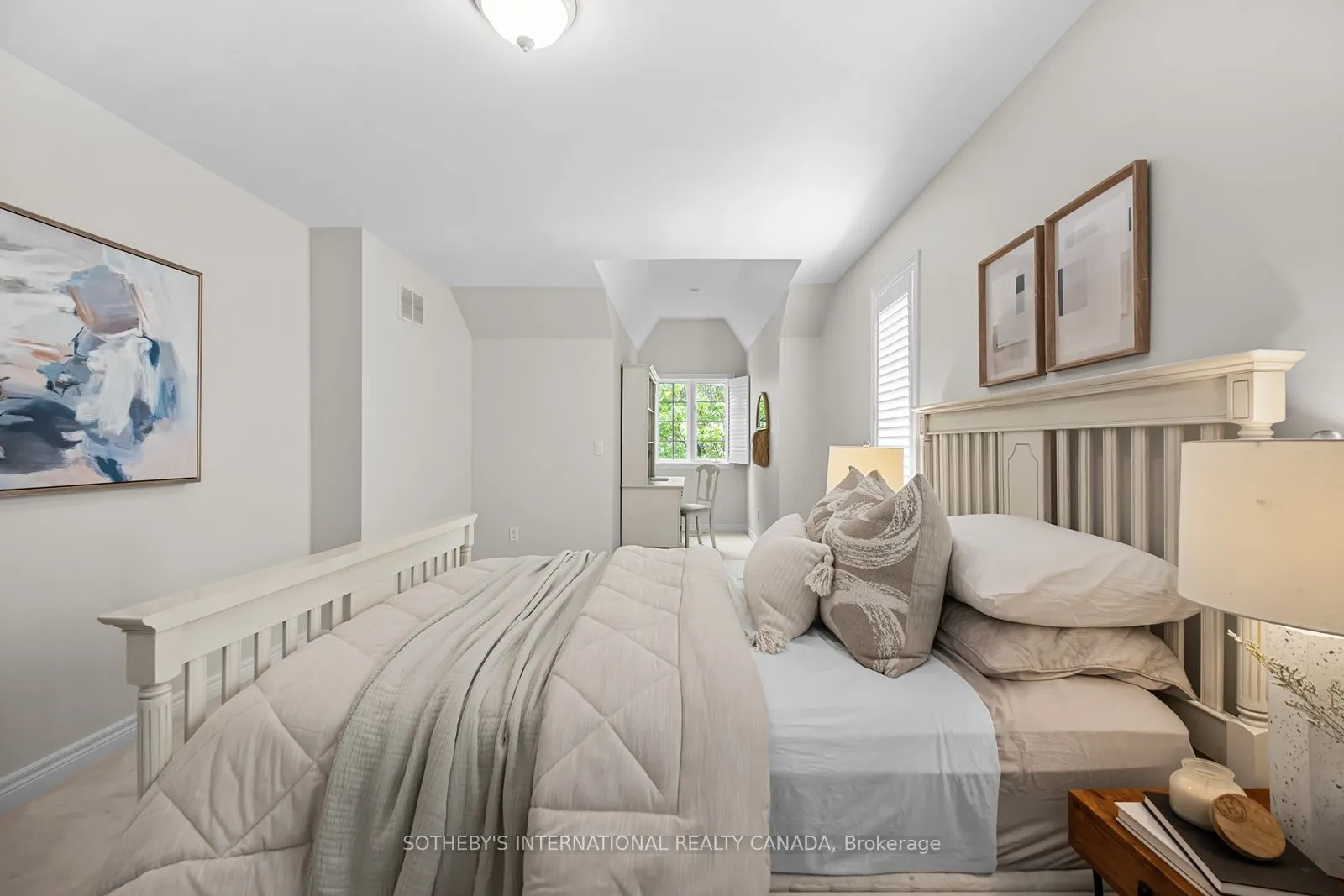 8 Harper Hill Road