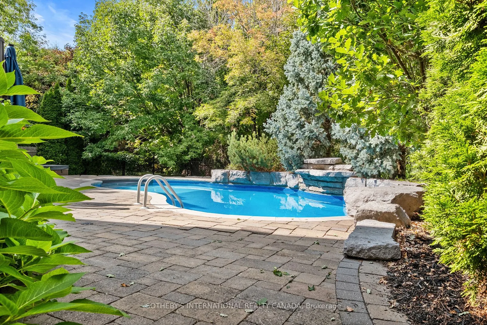 8 Harper Hill Road