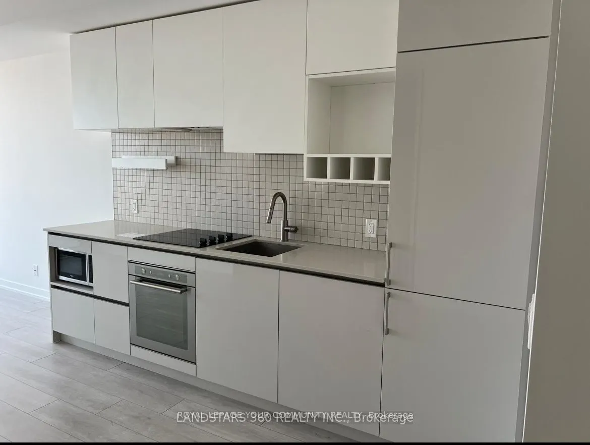 5 Buttermill Avenue, #5601