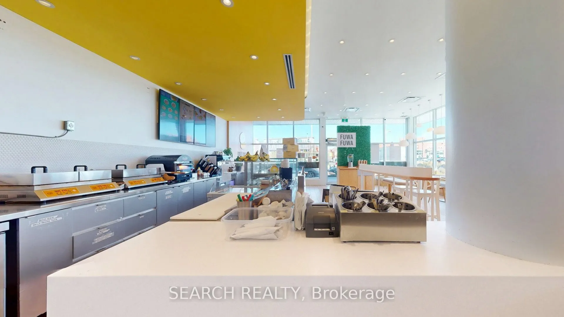 9342 BATHURST Street, #AA-A1