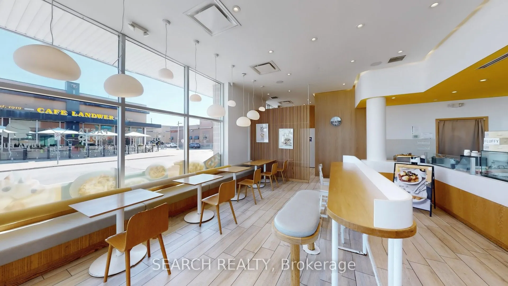 9342 BATHURST Street, #AA-A1