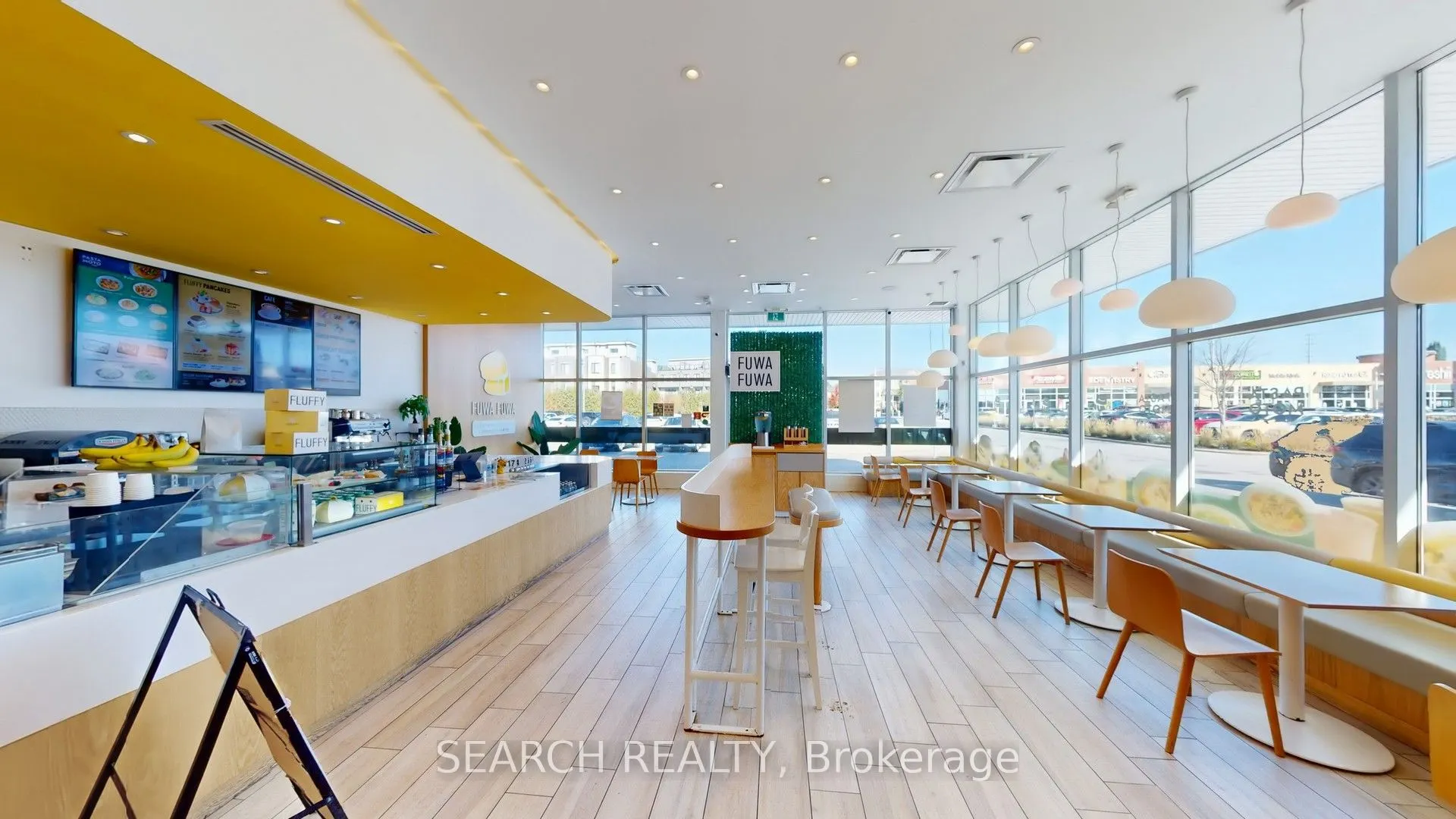 9342 BATHURST Street, #AA-A1