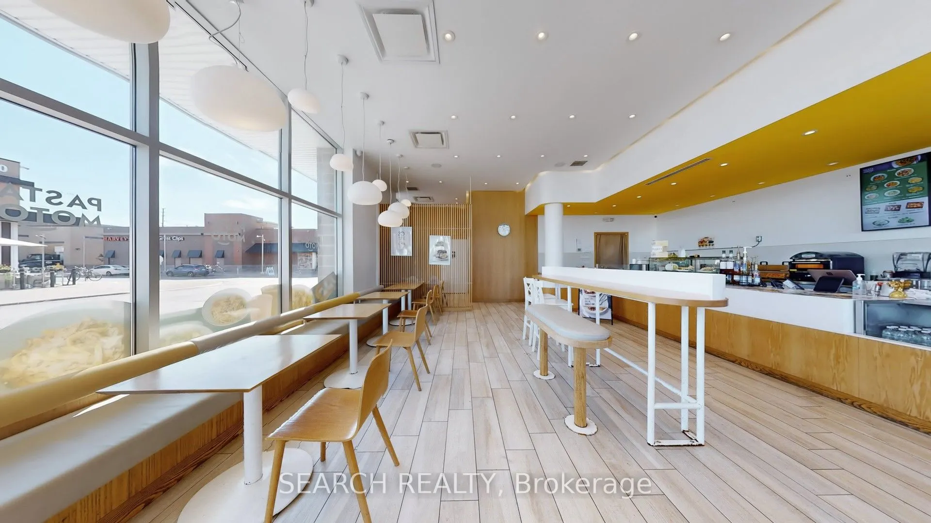 9342 BATHURST Street, #AA-A1