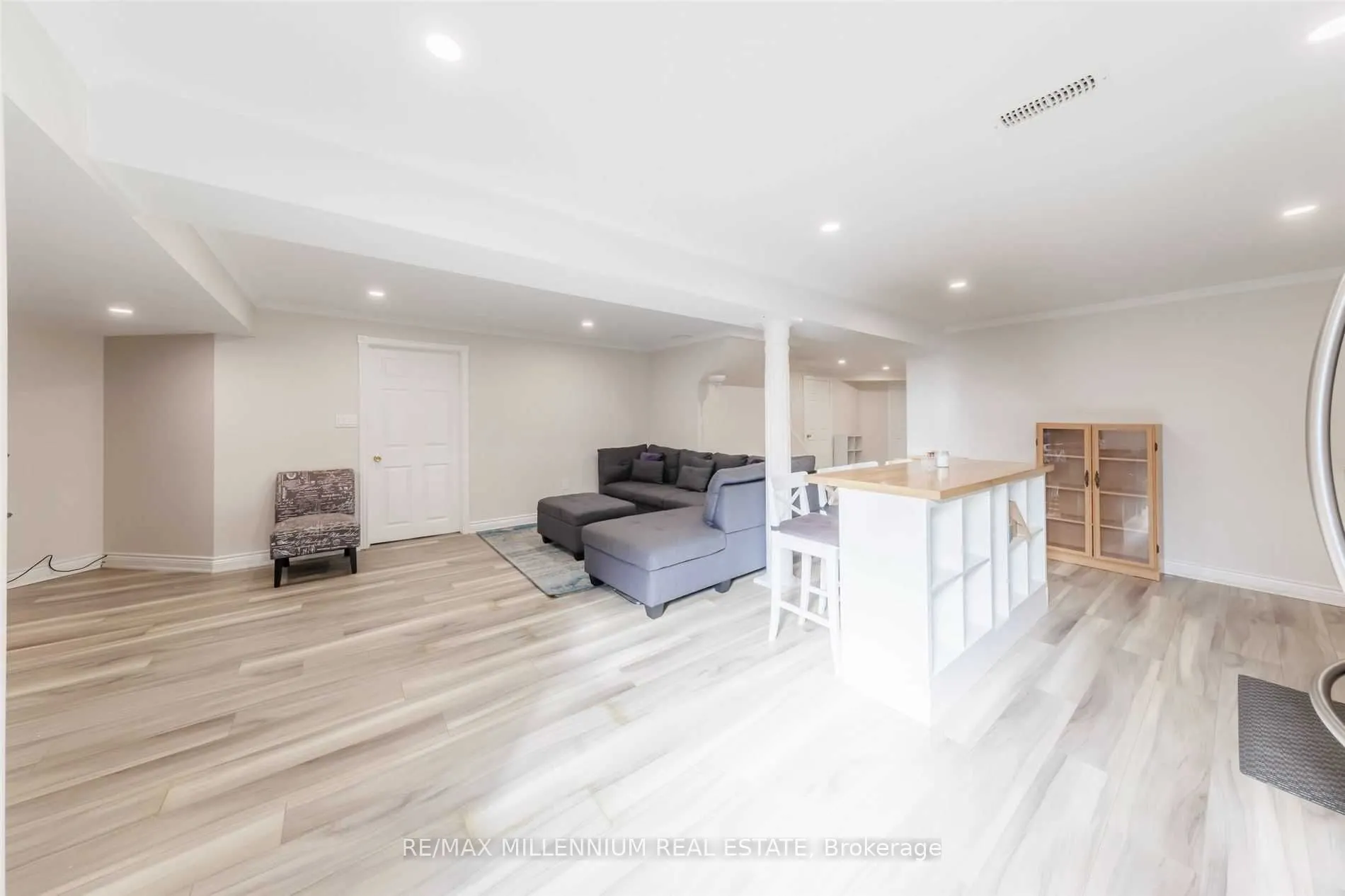 101 Loma Vista Drive, #Lower