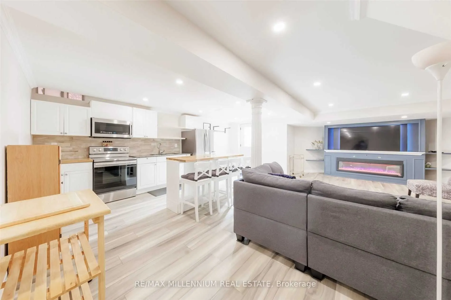 101 Loma Vista Drive, #Lower