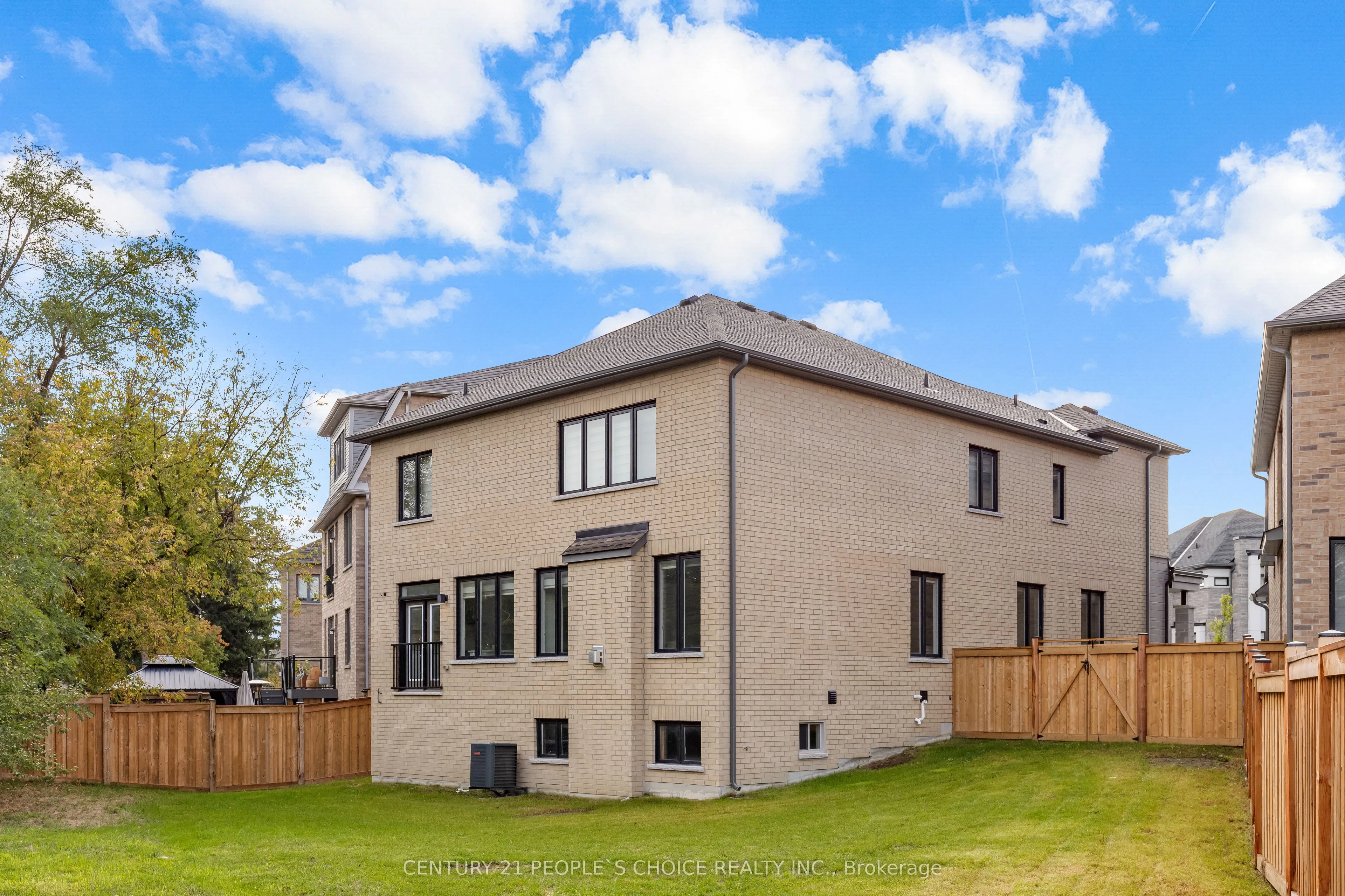 52 Coldwell Bay Circle