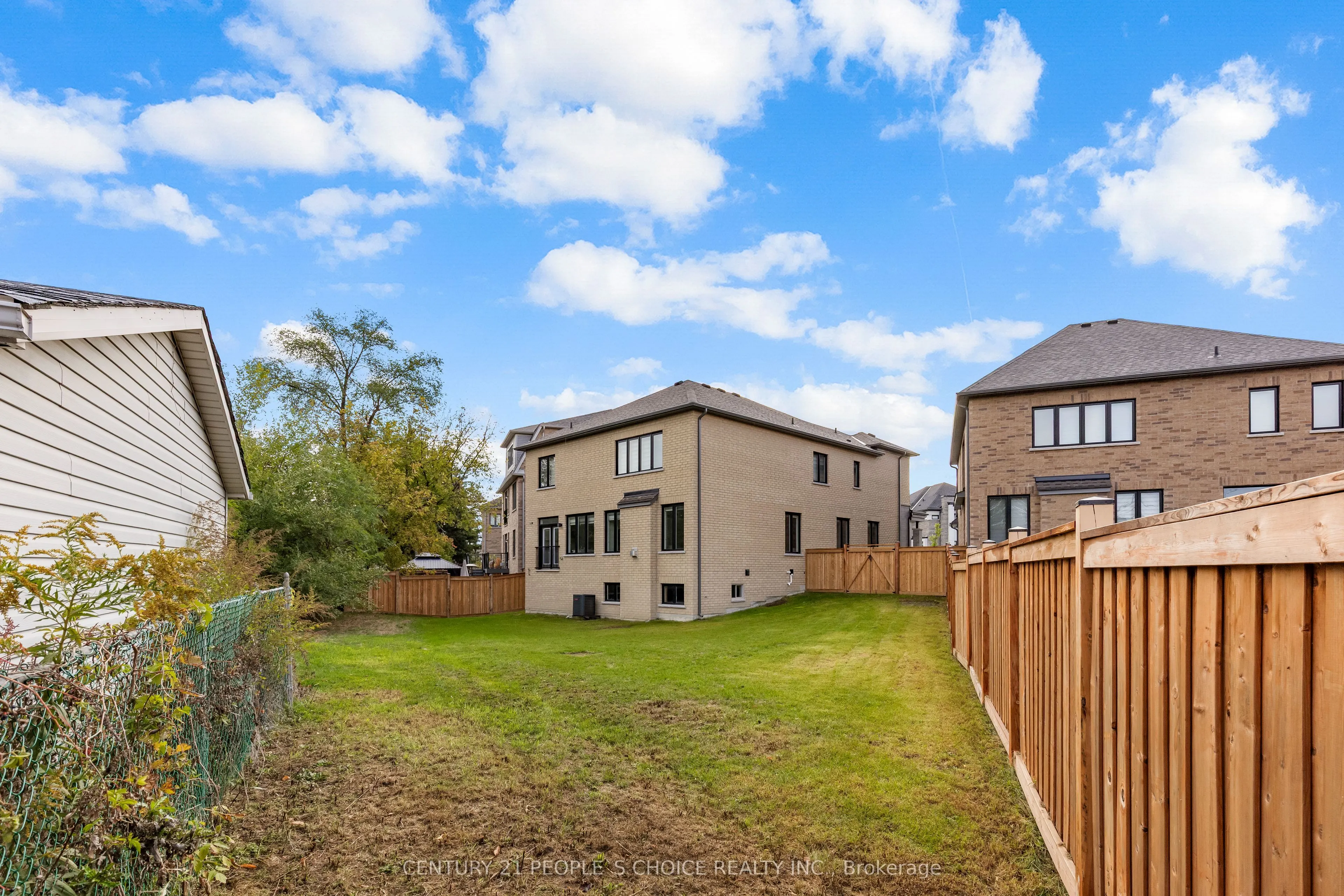 52 Coldwell Bay Circle