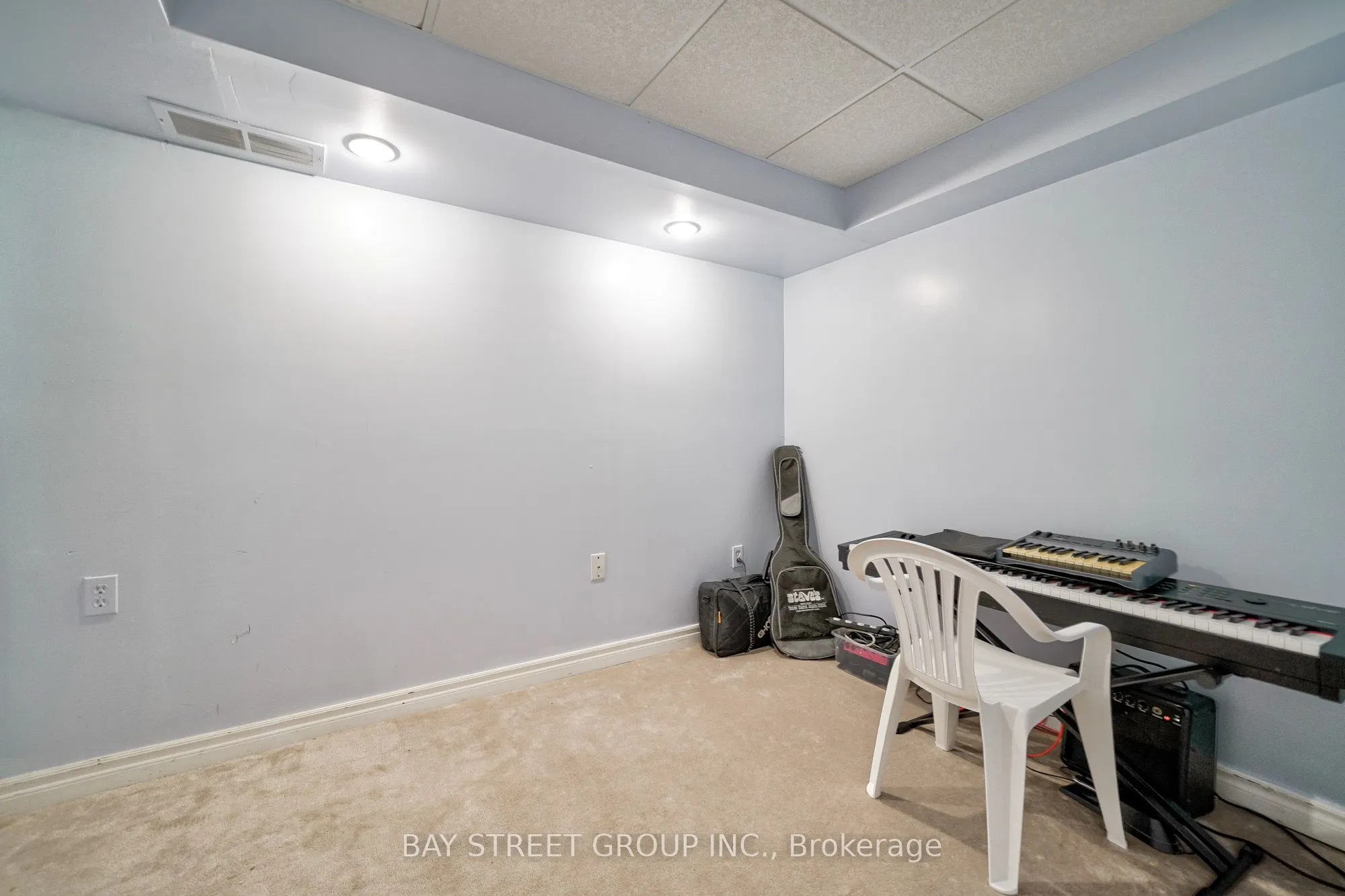 105 Patrice Crescent