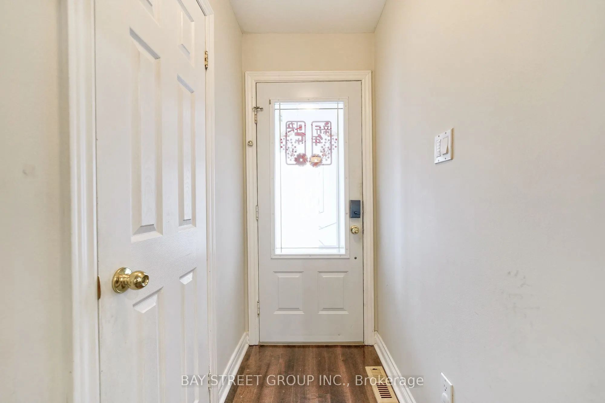 105 Patrice Crescent