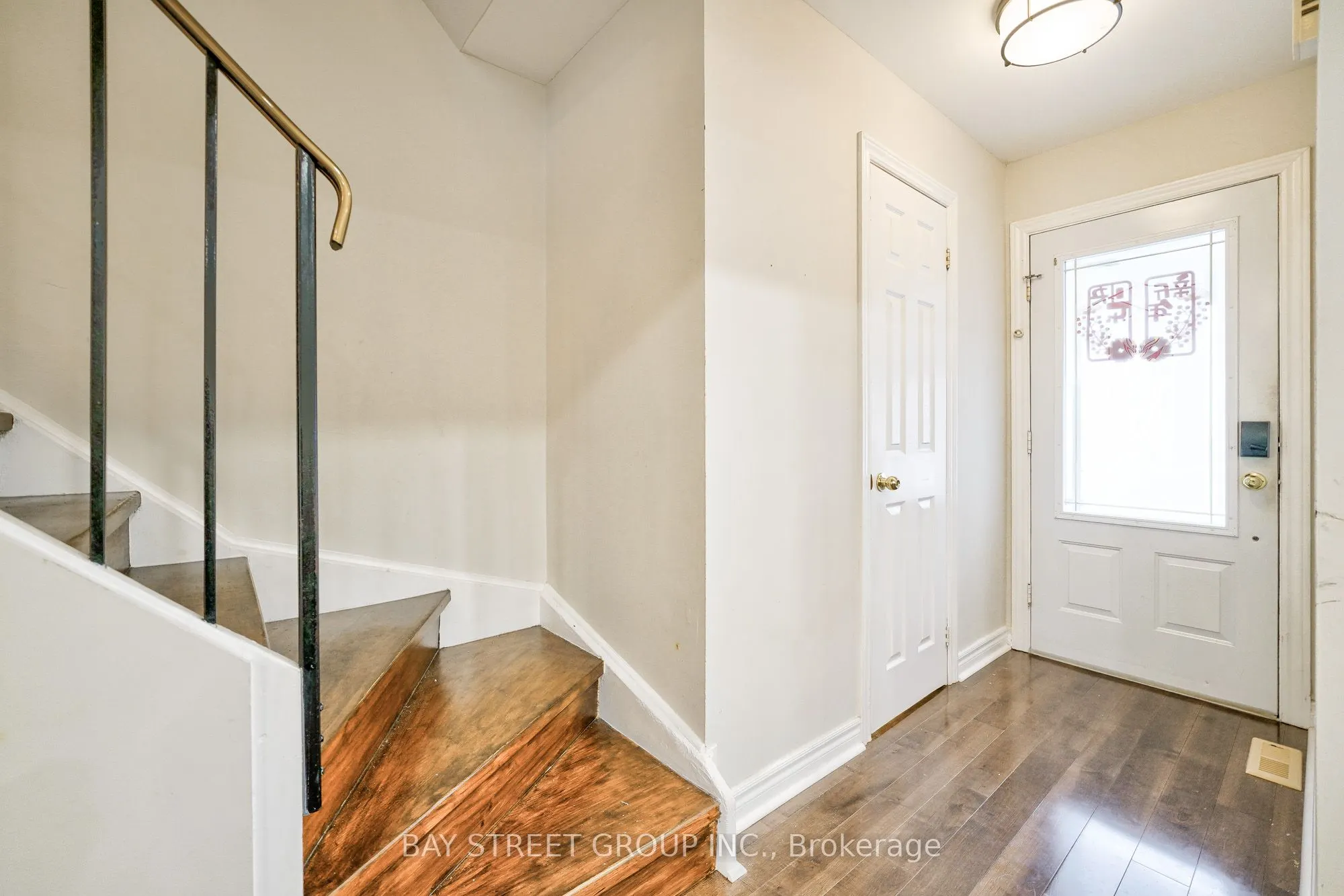 105 Patrice Crescent