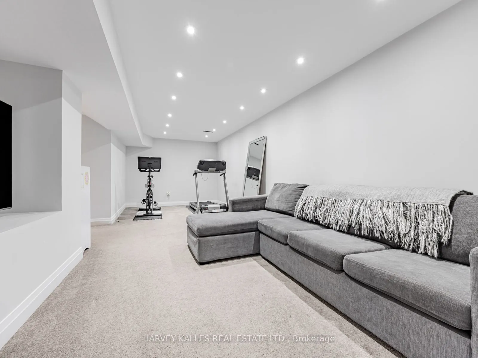 106 Bay Hill Drive