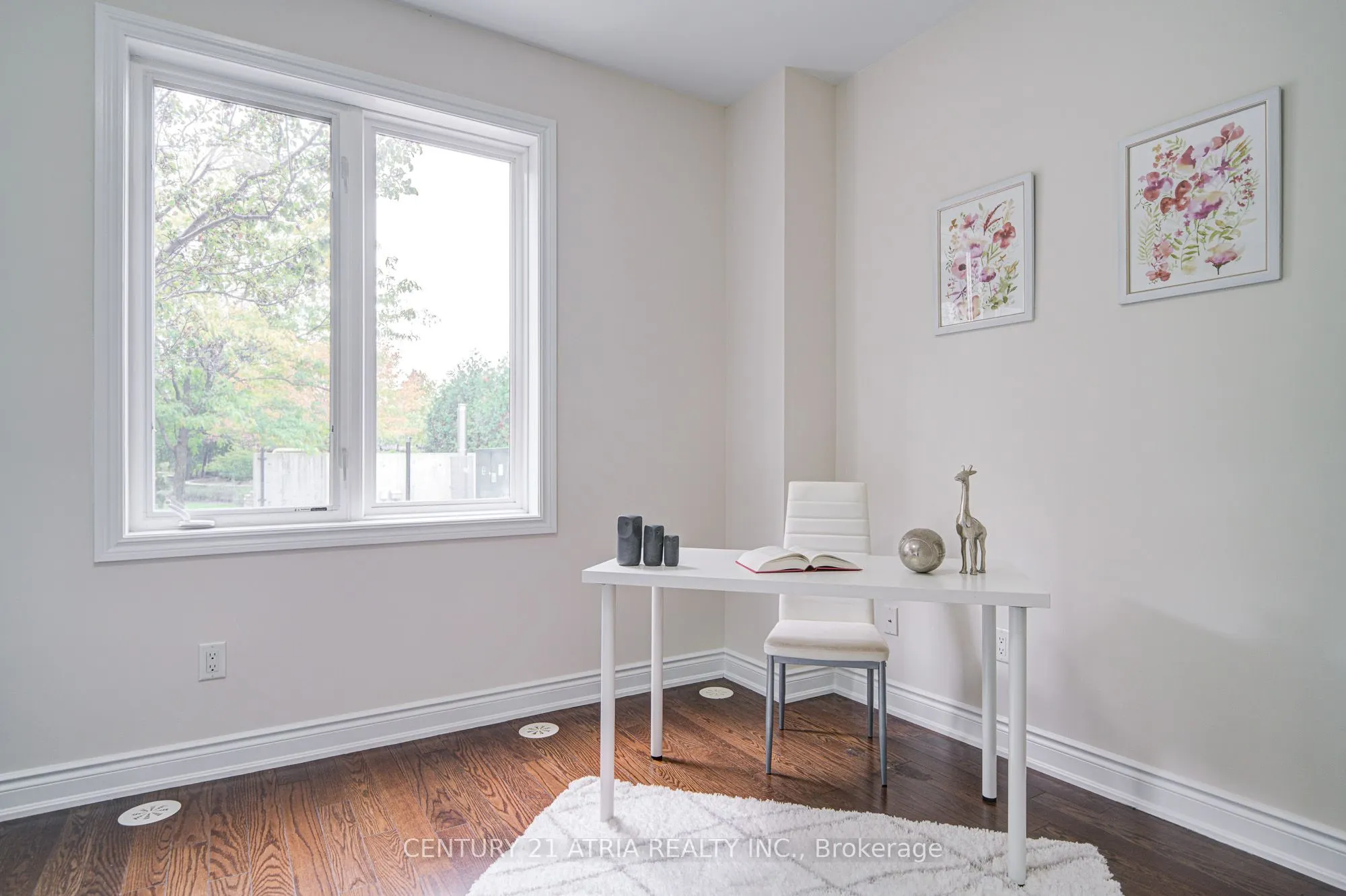 215 South park Road, #1