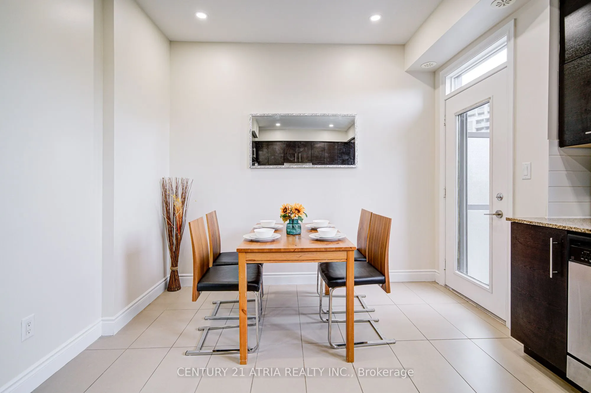 215 South park Road, #1