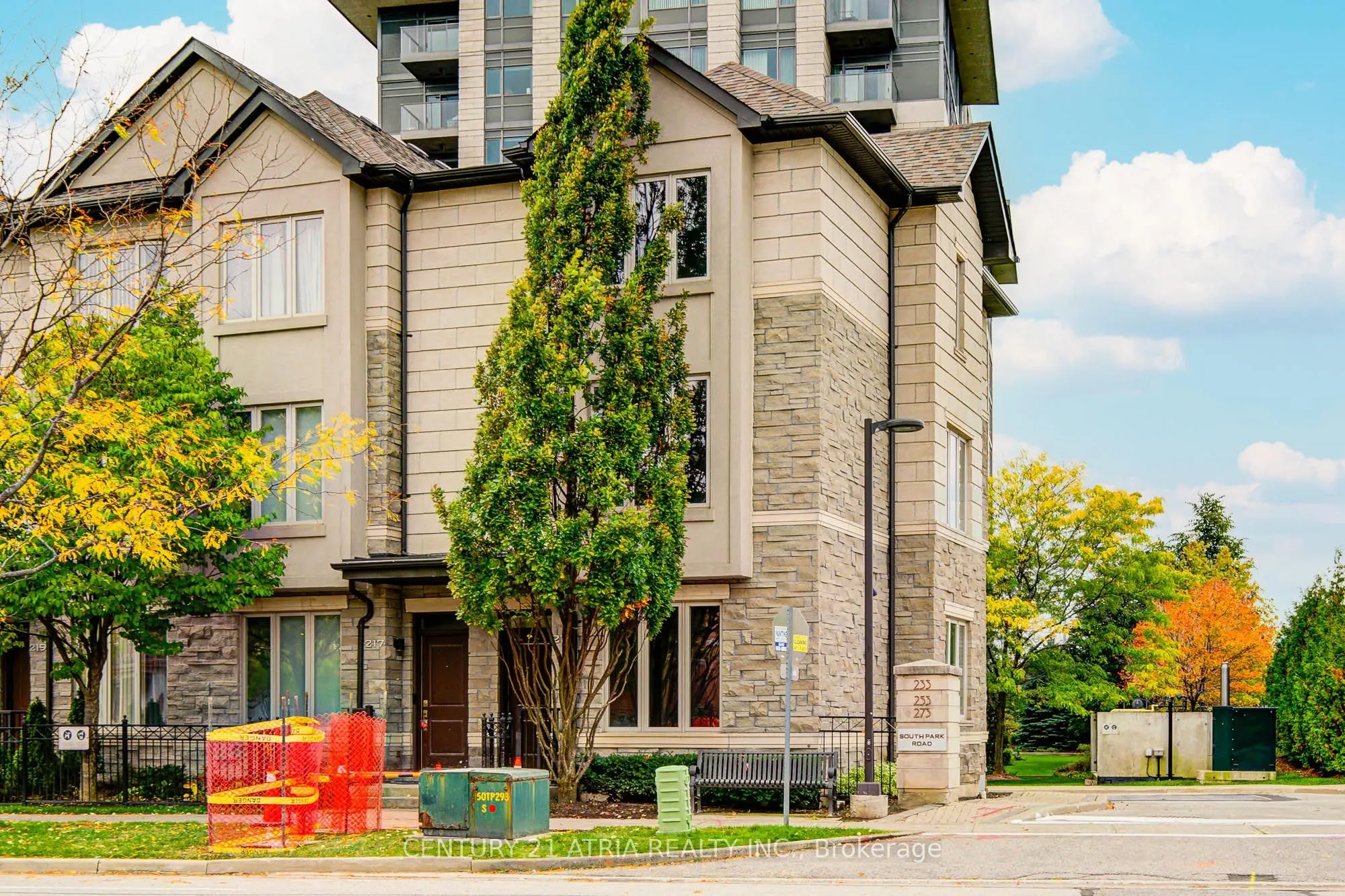 215 South park Road, #1