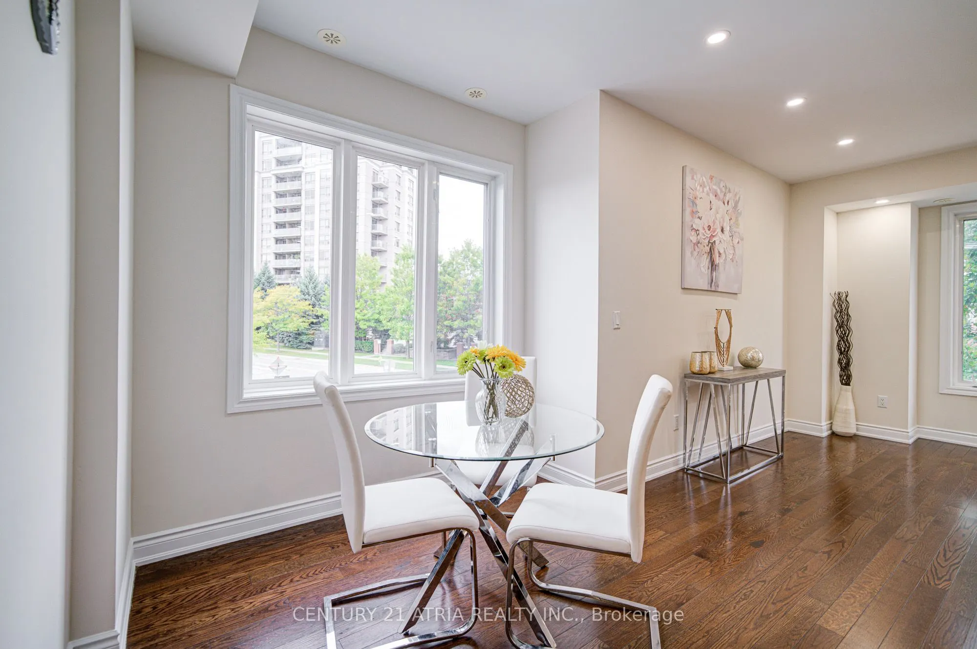 215 South park Road, #1