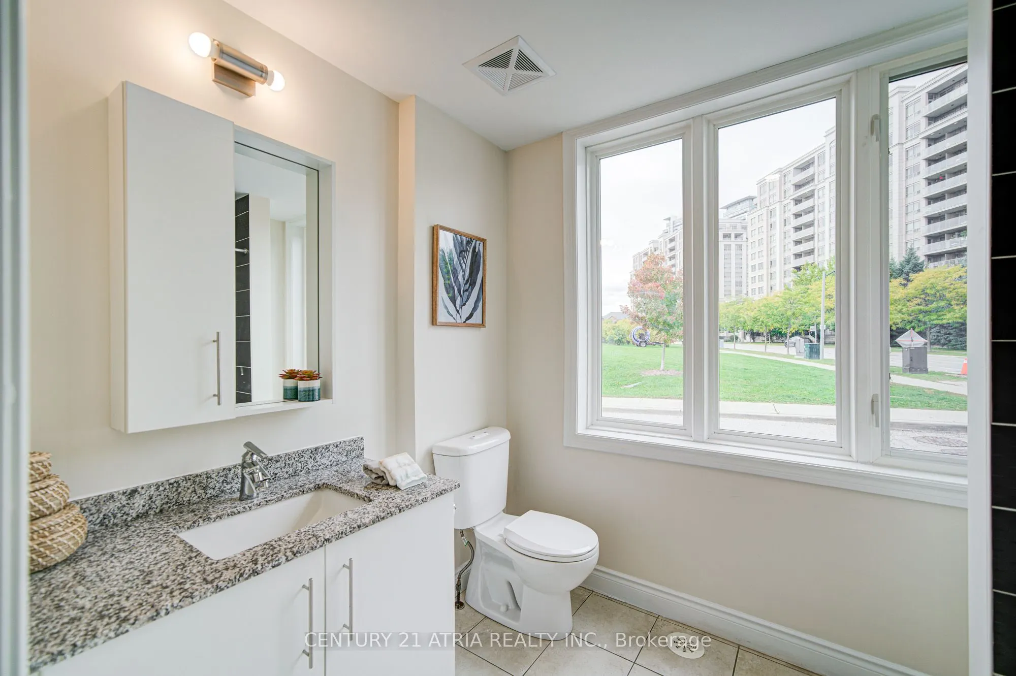 215 South park Road, #1
