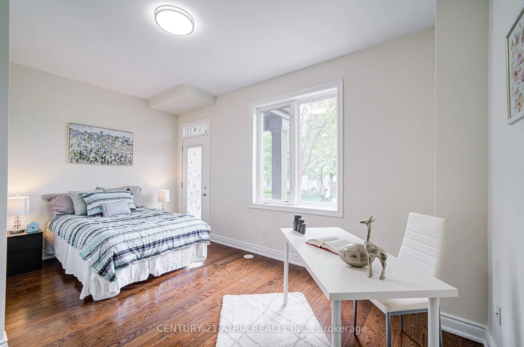 215 South park Road, #1